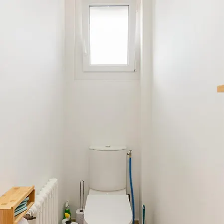 Habitación en casa particular Privée Chez L' Habitant Pour 4 Personnes *