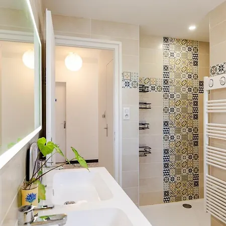 Privee Chez L' Habitant Pour 4 Personnes Privat bolig Lourdes